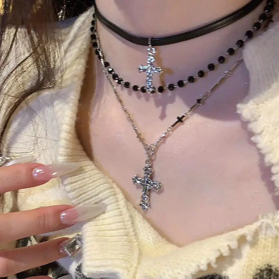 Dark Necklace - Image 3