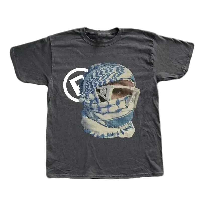 Graphic Print T-shirt - Image 3