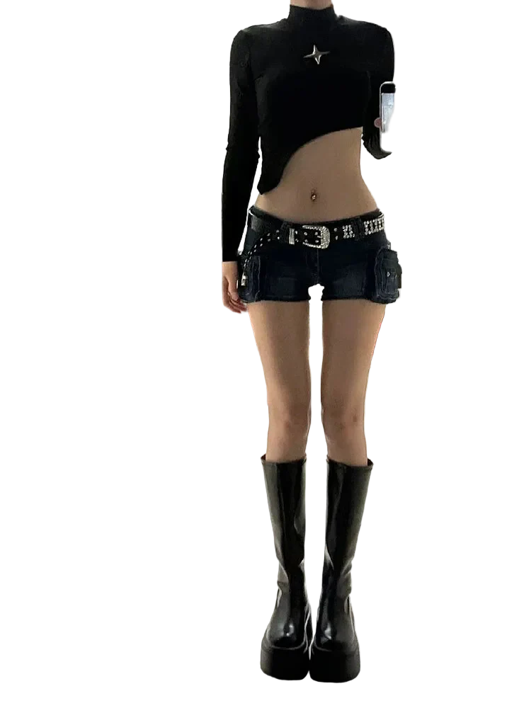 Low Waist Shorts - Image 4
